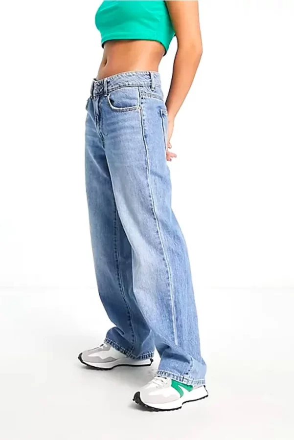 1651061552 3k stradivarius petite low rise straight leg jeans in mid blue copy 1651061458